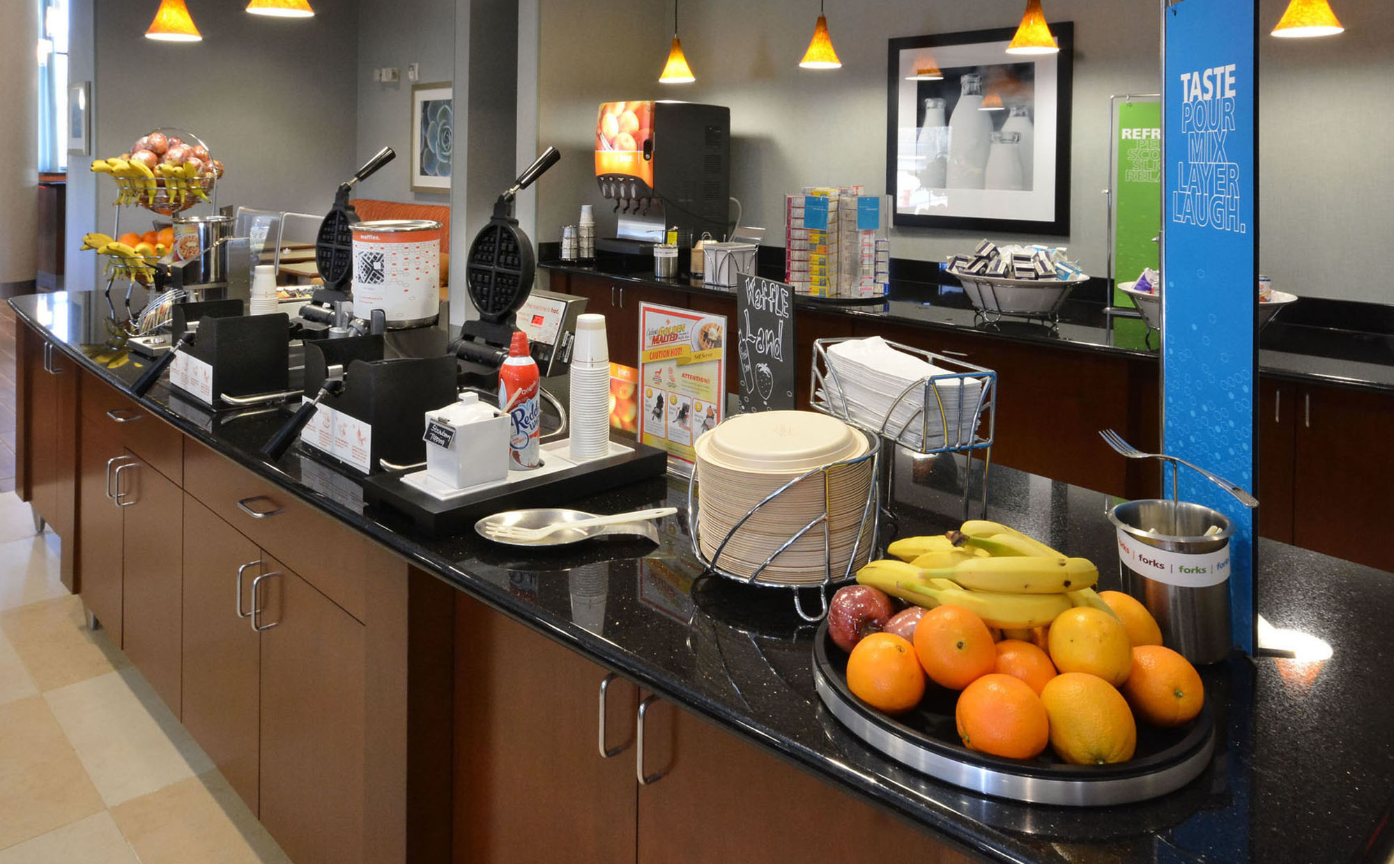 Hampton Inn Raleigh/Durham Airport Моррисвилл Экстерьер фото