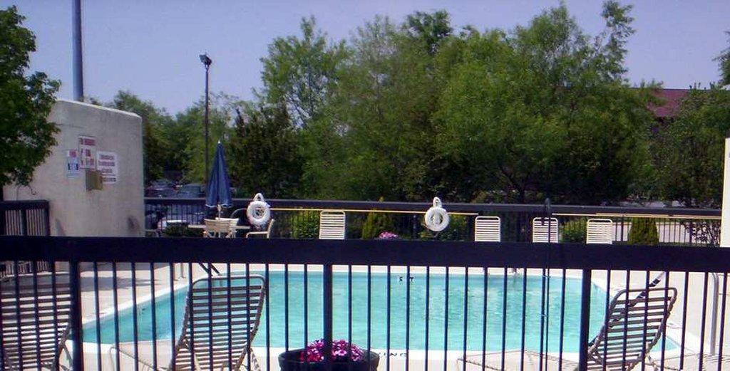 Hampton Inn Raleigh/Durham Airport Моррисвилл Экстерьер фото